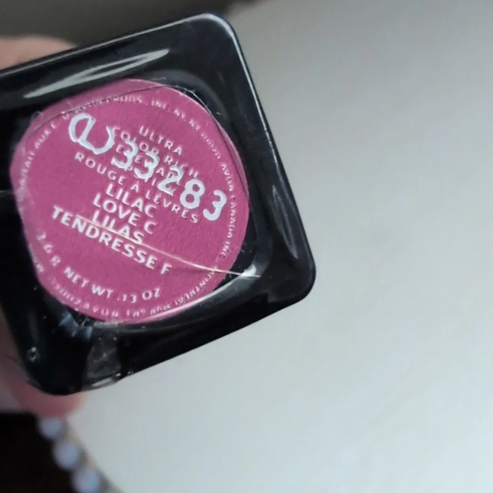 New Unopen Avon Ultra Color Rich Renewable Lipstick Lilac Love